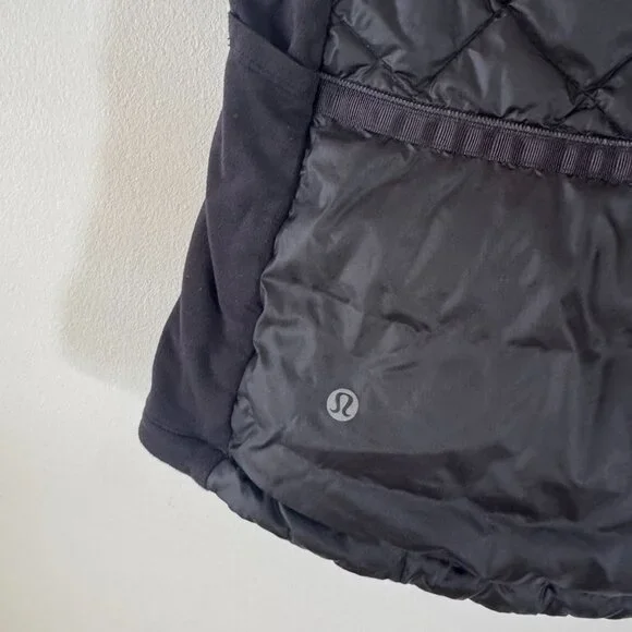 Lululemon Down For A Run Vest - Picture 3 of 10